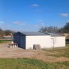 Campo y granja de cerdos en venta